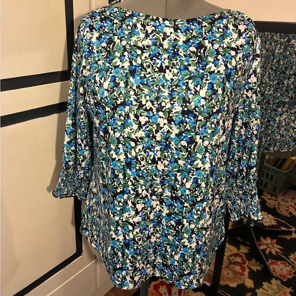 Boat Neck Floral Blouse / Top (Size L)